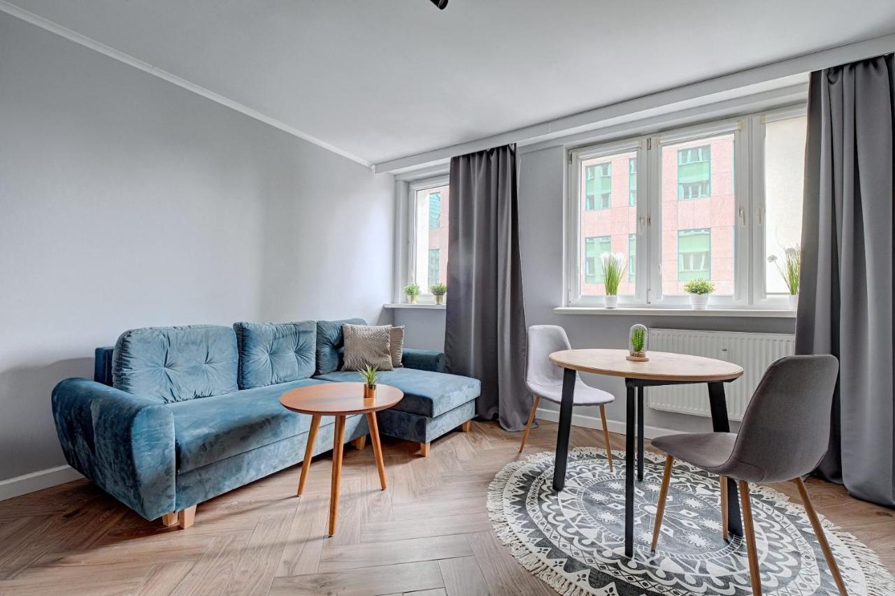 Studio In Amazing Location Apartment Warsaw Exterior photo