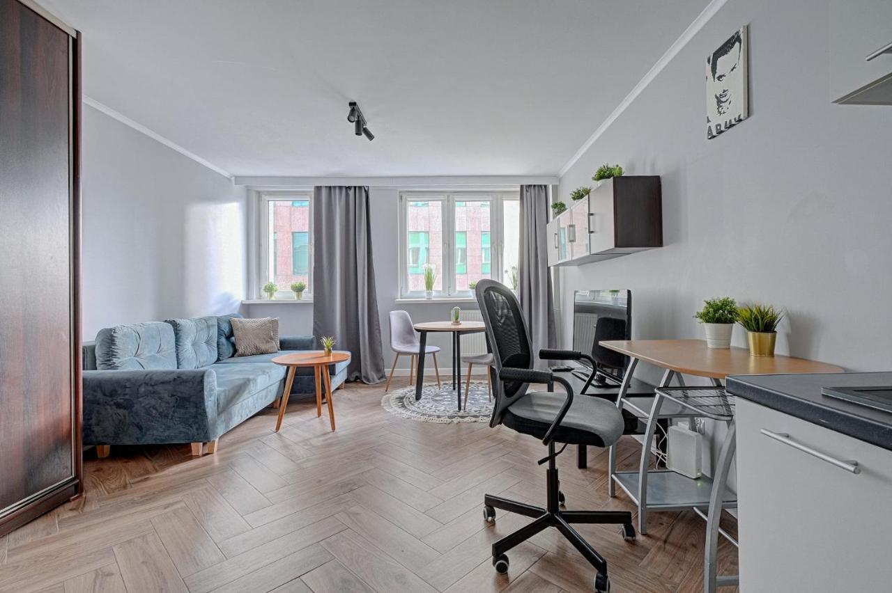 Studio In Amazing Location Apartment Warsaw Exterior photo